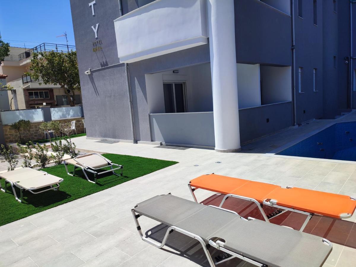 Deluxe City Hotel Chania  Ngoại thất bức ảnh