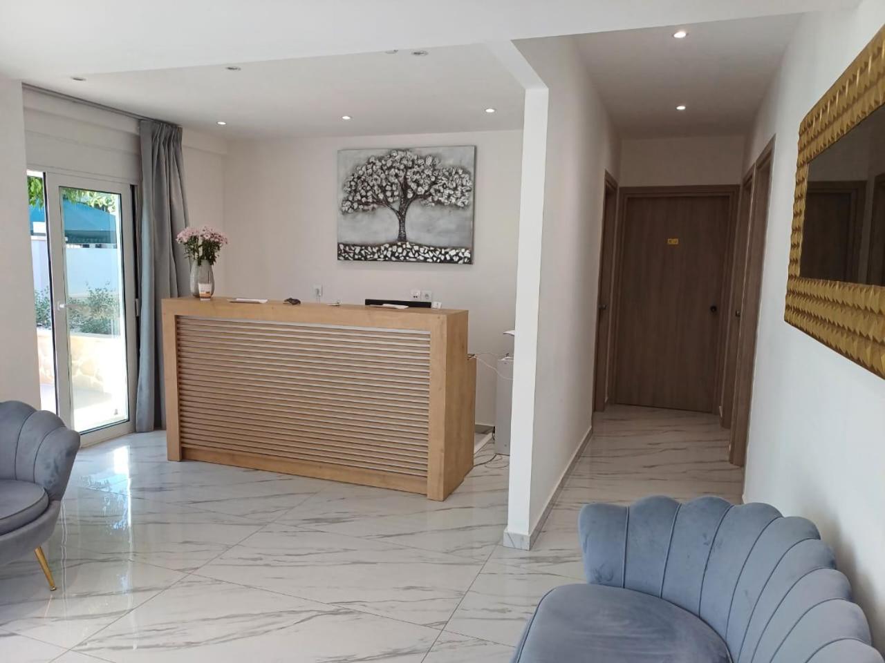 Deluxe City Hotel Chania  Ngoại thất bức ảnh